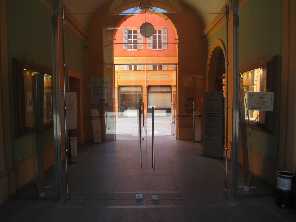 INIZIATA LA GRANDE RIVOLUZIONE DELL’ILLUMINAZIONE PUBBLICA CITTADINA CON NUOVI LAMPIONI A LED PIU’ ECONOMICI E PIU’ ECOLOGICI. 